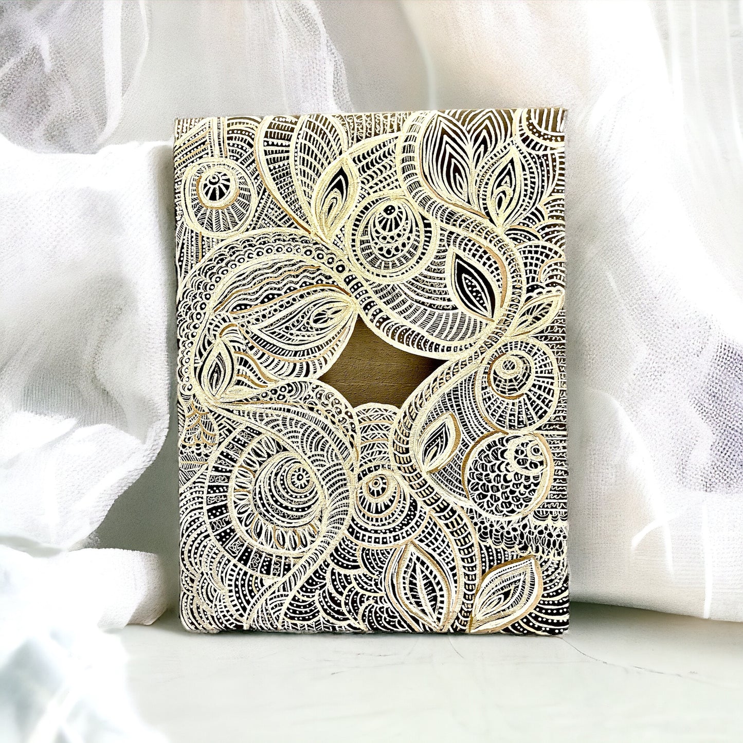 Arabesque white